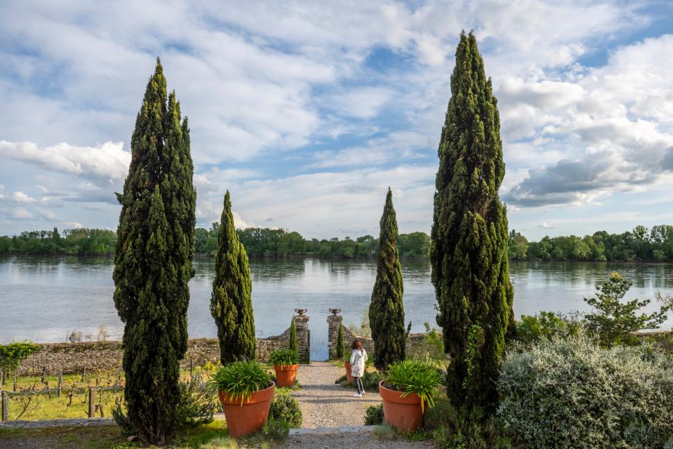 Vue sur la Loire depuis le Jardin Méditerranéen