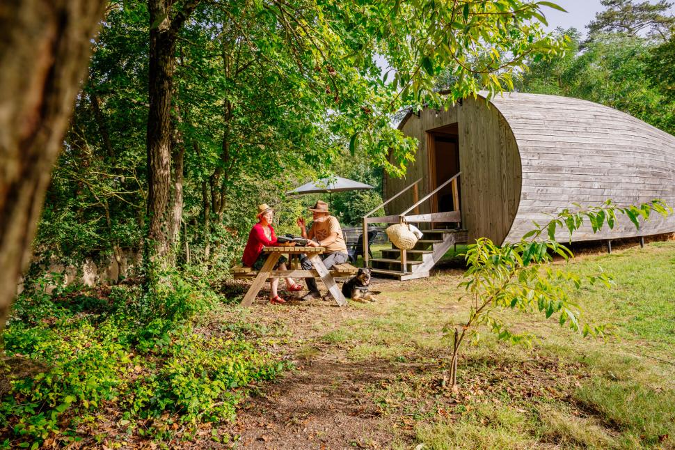 Hébergement tonneau grandeur nature