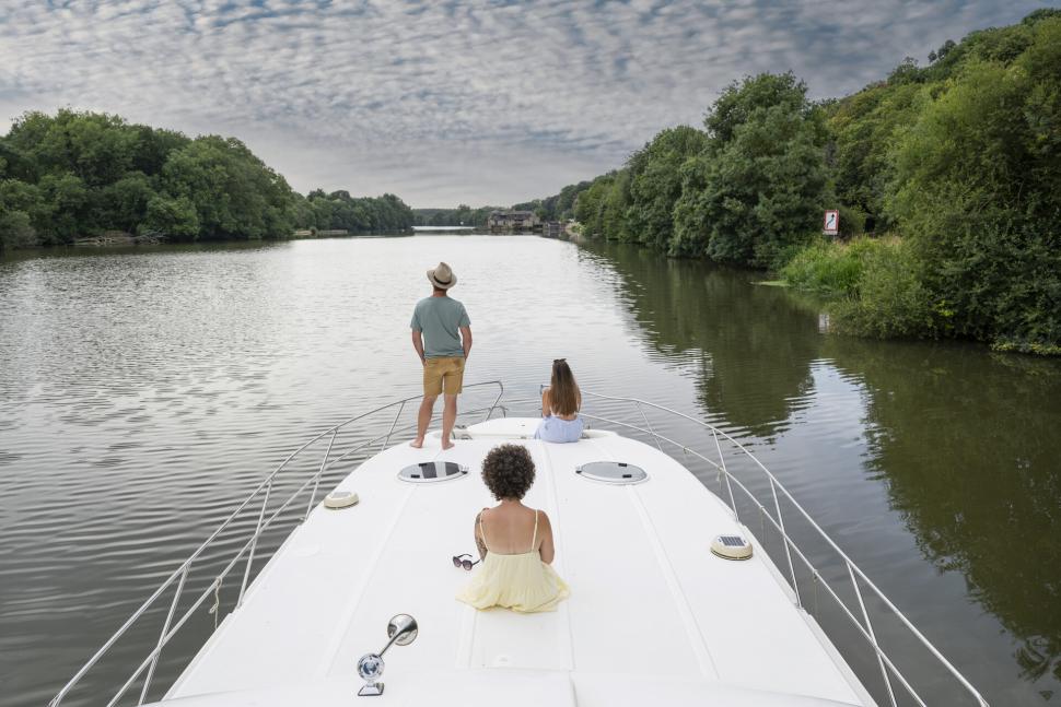 Bateau sans permis sur la Mayenne
