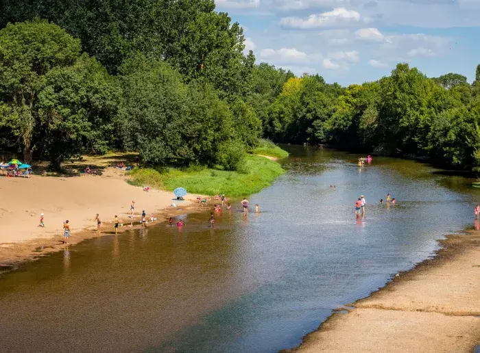 Baignade dans le Louet à Rochefort sur Loire