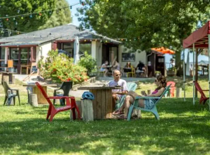 Guinguette du Père Chapuis à Seiches Sur Le Loir